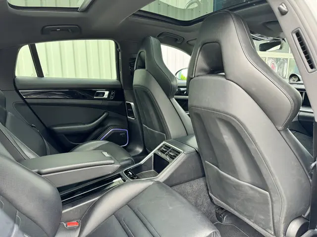 Porsche Panamera 2.9 4 E-Hybrid 2017 Hybride Benzine 42