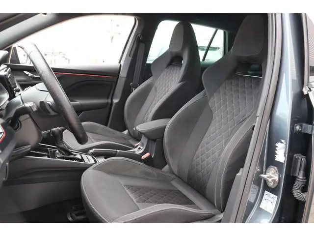 Škoda Scala 1.5 Sport Business 2020 Benzine 13