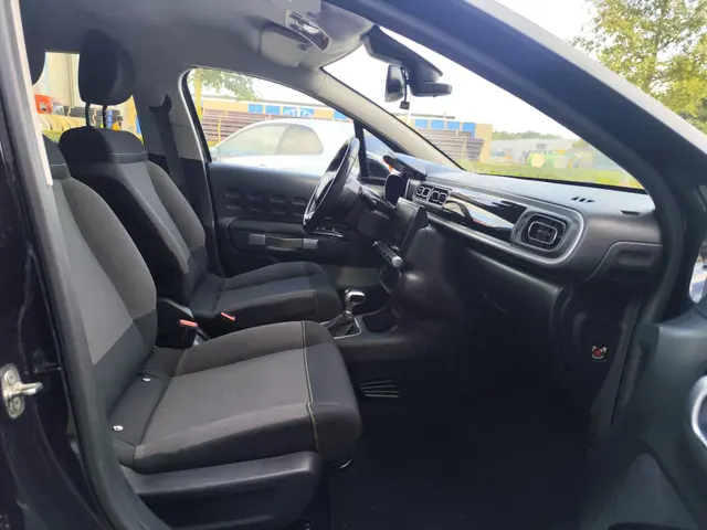 Citroën C3 1.2 PureTech S&S Shine |automaat| 2017 Benzine 15