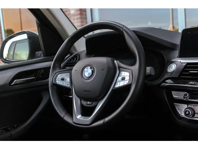 BMW X3 xDrive30e Executive 2020 Hybride Benzine 22
