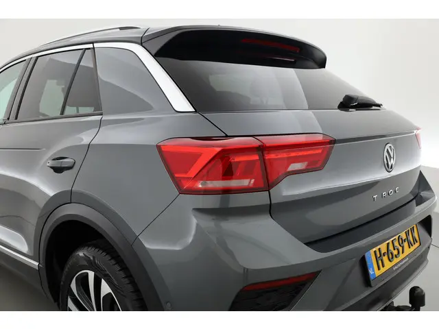 Volkswagen T-Roc 1.5 TSI 150 PK Sport (DSG) 2019 Benzine 36