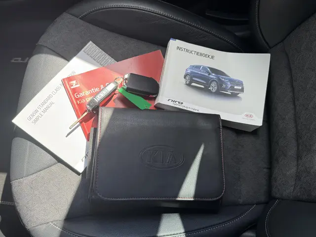 Kia Niro 1.6 GDI HYBRID DYNAMICLINE 2020 Hybride Benzine 25