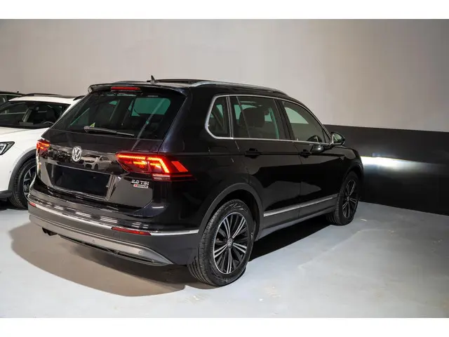 Volkswagen Tiguan 2.0 TSI 4Motion Highline 2017 Benzine 5
