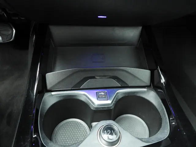 BMW 1 Serie 5-deurs 118i 2021 Benzine 27