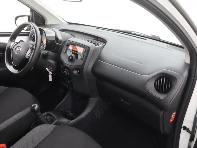 Toyota Aygo 1.0 VVT-i x-fun 2021 Benzine 19