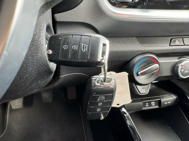 Kia Stonic 1.0 T-GDi Sports Edition 2020 Benzine 34