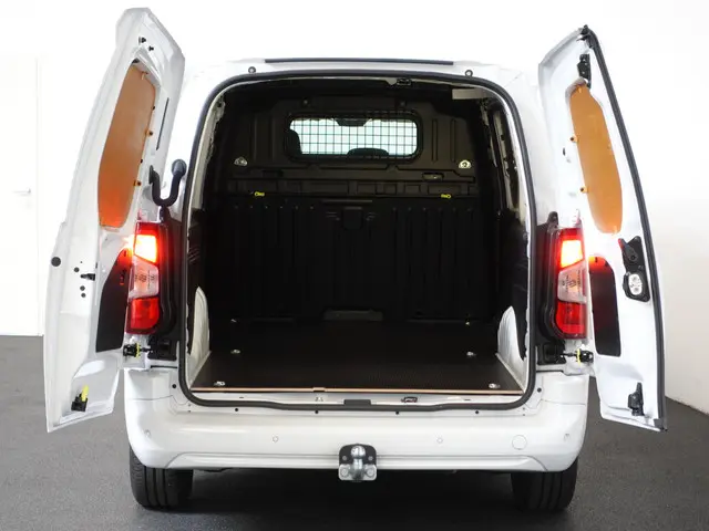 Peugeot Partner 1.5 BlueHDi 100pk L2 2023 Diesel 3