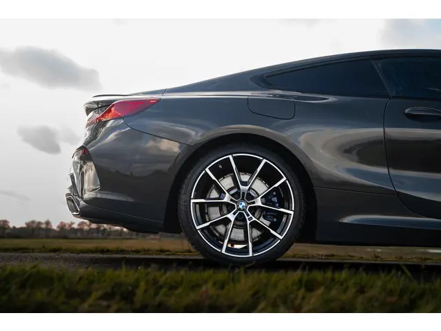 BMW 8 Serie 840d Coupe X-Drive M Sport 2021 Diesel 29