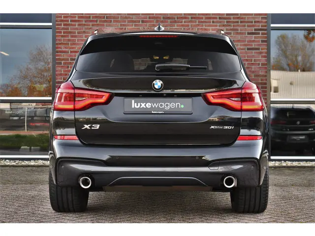 BMW X3 xDrive30i M-Sport 2018 Benzine 8
