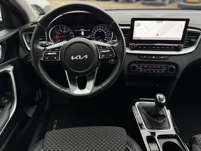 Kia Ceed 1.0 T-GDi DynamicLine 2022 Benzine 12