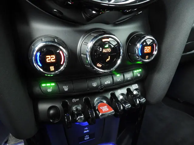 MINI 3-Deurs Cooper 2022 Benzine 14