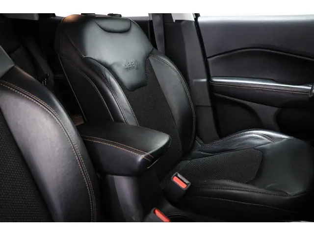 Jeep Compass 1.4 MultiAir Limited 4x4 2017 Benzine 9