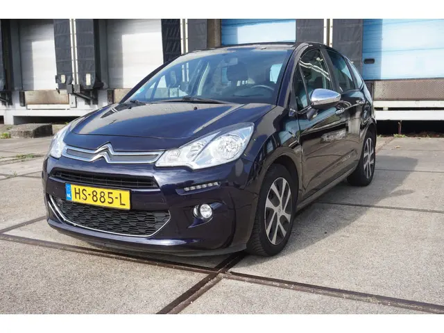 Citroën C3 1.2 PureTech Collection 2016 Benzine 2