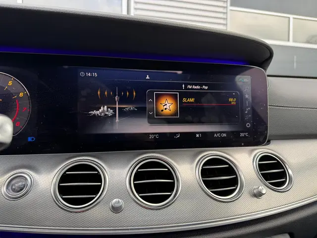 Mercedes-Benz E-Klasse 200 Premium Plus 2019 Benzine 28