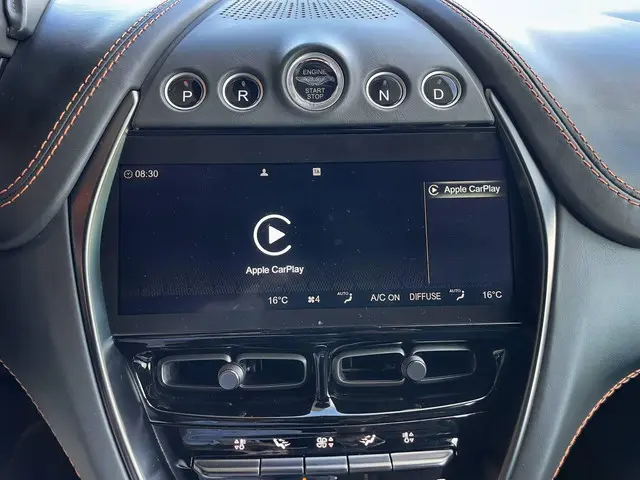 Aston Martin DBX 4.0 V8 707 2023 Benzine 22