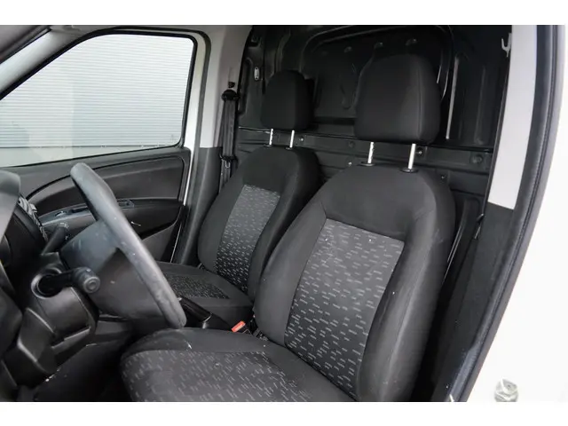 Opel Combo 1.3 CDTi L1H1 Edition 2018 Diesel 7