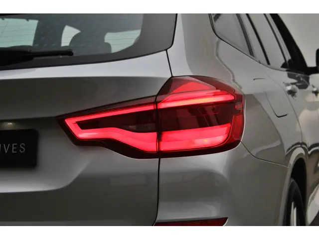 BMW X3 xDrive20i 2019 Benzine 51