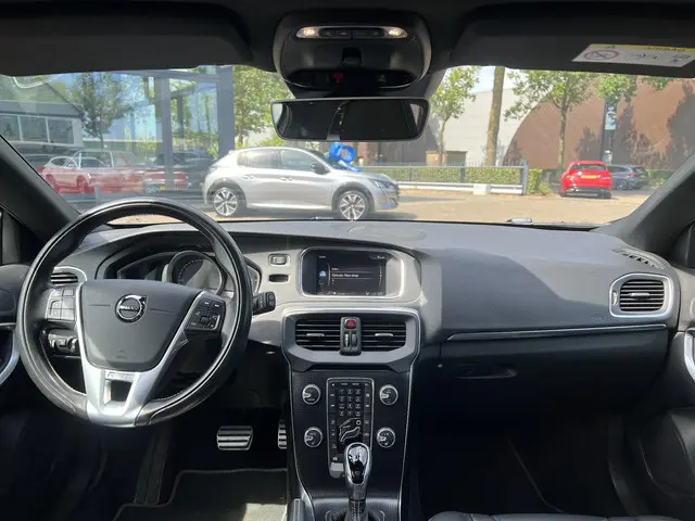 Volvo V40 1.5 T3 Polar+ Sport 2019 Benzine 13