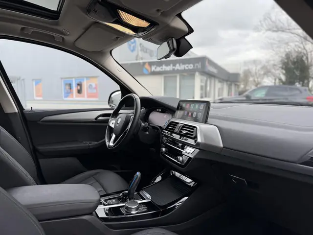 BMW iX3 AUT. Executive 80 kWh 2021 Elektrisch 13