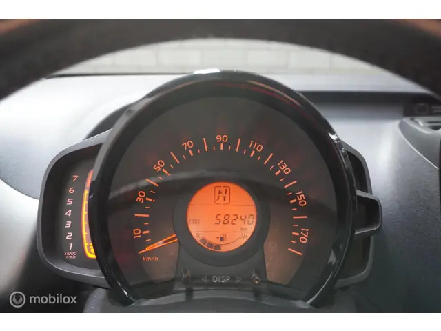 Citroën C1 1.0 VTi Shine Cruise control! 2018 Benzine 14