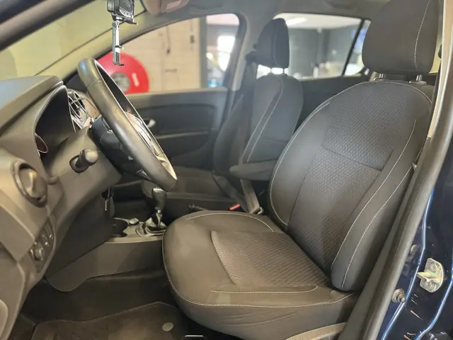 Dacia Sandero 0.9 TCe Laureate 2017 Benzine 7