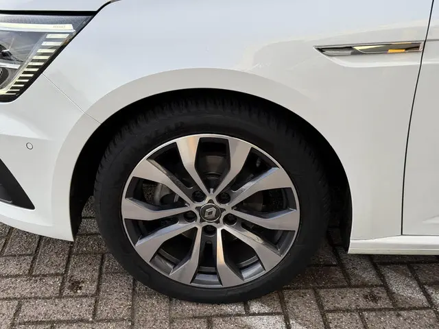 Renault Mégane Estate 1.3 TCe 140 Techno 2023 Benzine 22