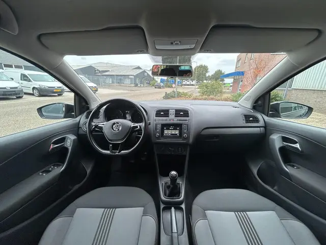 Volkswagen Polo 1.0 Trendline 2014 Benzine 8