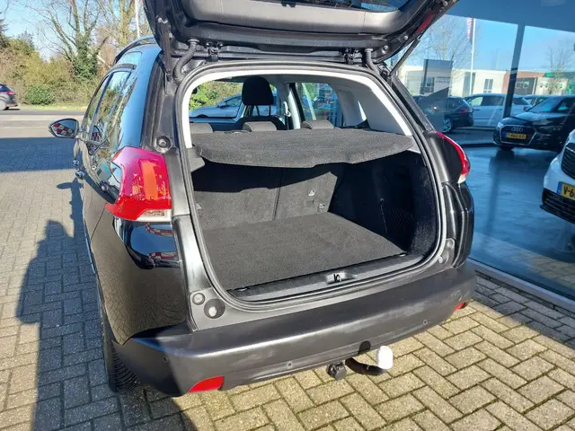 Peugeot 2008 1.2 PureTech Blue Lion 2016 Benzine 12