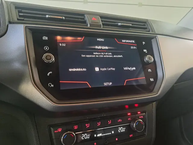 SEAT Arona 1.0 TSI Style Business Intense 2018 Benzine 21