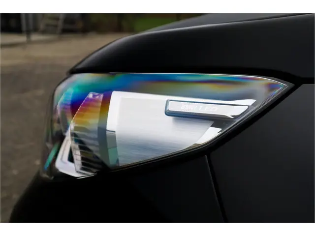 BMW X1 sDrive18i 2023 Benzine 55