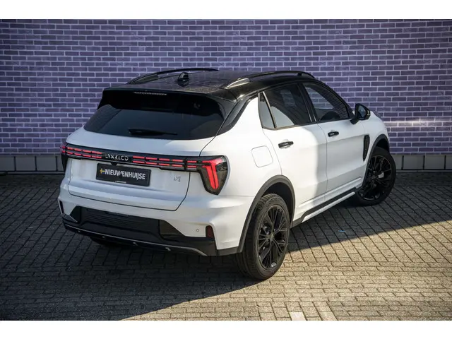 Lynk & Co 01 1.5 More 2025 Hybride Benzine 7