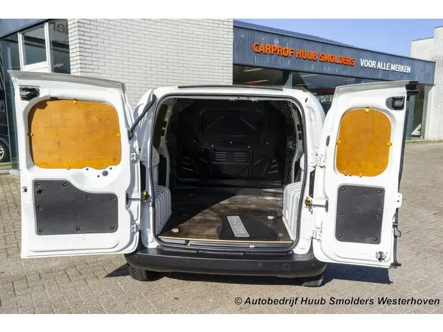Fiat Fiorino 1.4 Easy Pro 2019 Benzine 39