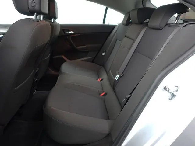 Opel Insignia 1.4 Turbo EcoFLEX Business+ 2013 Benzine 20