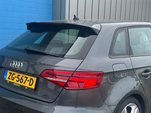 Audi A3 Sportback 35 TFSI S-LINE STOELVERW/ 2019 Benzine 23
