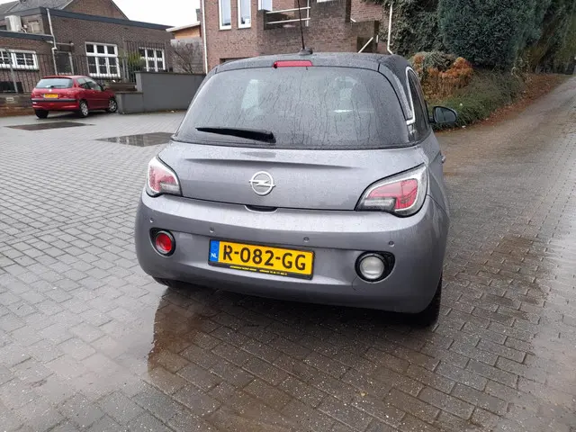 Opel ADAM 1.2 2016 Benzine 7