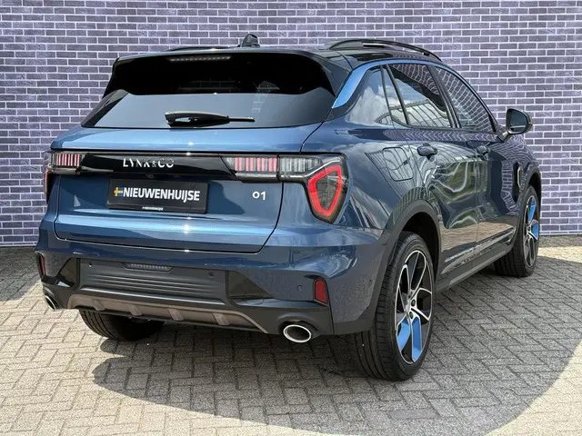 Lynk & Co 01 1.5 PHEV Business Edition 2025 Hybride Benzine 3