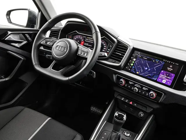 Audi A1 Sportback 25 TFSI S edition 95 PK 2025 Benzine 27