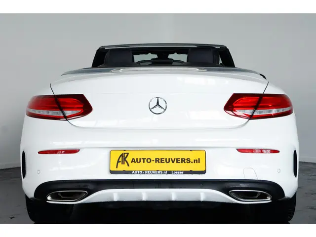 Mercedes-Benz C-Klasse Cabrio 200 AMG Line 2018 Benzine 11