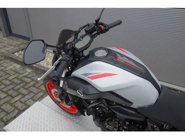 Yamaha MT 07 ABS 2019 Benzine 21