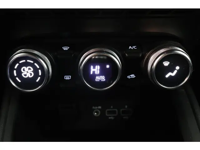 Renault Clio 1.0 TCe Intens 2020 Benzine 32