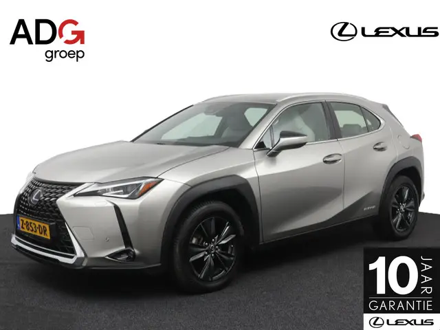 Lexus UX 250h Luxury Line 2022 Hybride Benzine