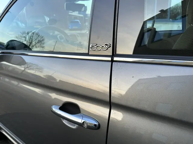 Fiat 500 0.9 TwinAir Cabrio by Gucci 2013 Benzine 5