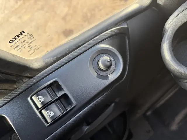 Iveco Daily 35S18 3.0 2020 Diesel 28