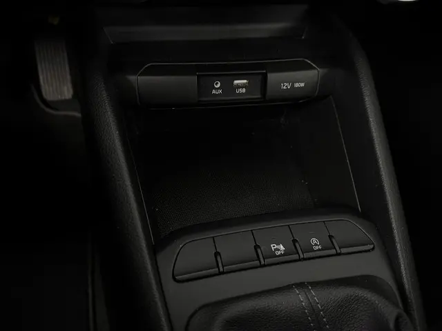 Kia Stonic 1.0 T-GDi DynamicLine 2020 Benzine 20