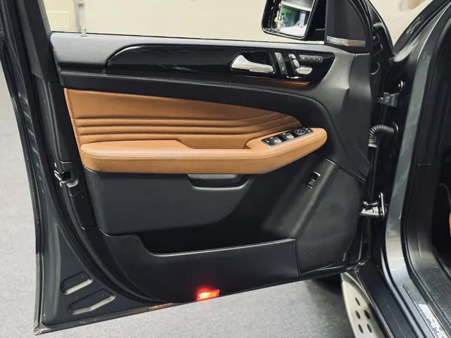 Mercedes-Benz GLE Coupé AMG 43 4MATIC 2017 Benzine 11