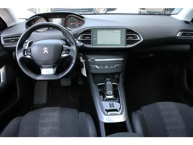 Peugeot 308 3