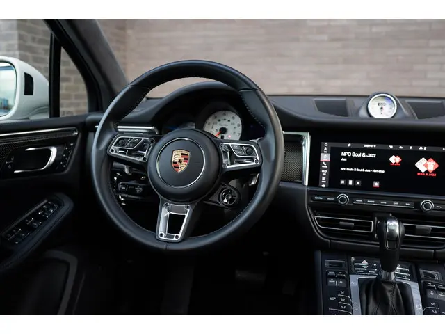Porsche Macan Turbo 2020 Benzine 11