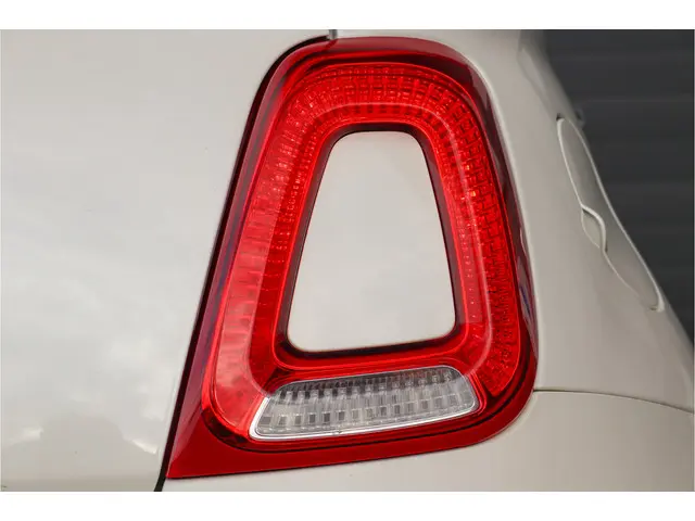 Fiat 500C 0.9 TwinAir Lounge Dualogic 2016 Benzine 25