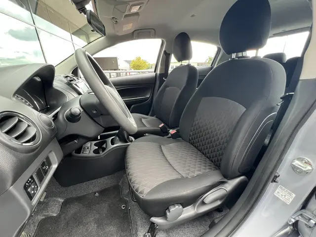Mitsubishi Space Star 1.2 Cool+ 2021 Benzine 7