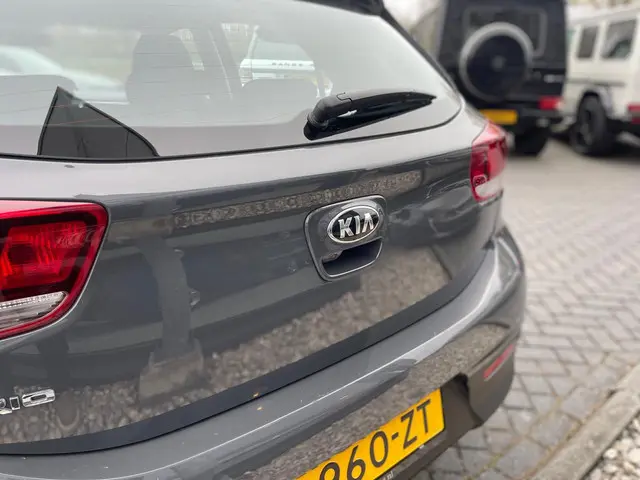 Kia Rio | Camera | Carplay| PDC | DAB | LMV | 2021 Benzine 7